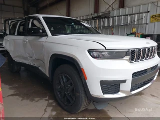 JEEP JEEP GRAND CHEROKEE L LAREDO 4X4