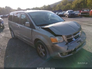 DODGE DODGE GRAND CARAVAN SXT