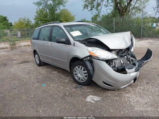 TOYOTA TOYOTA SIENNA CE