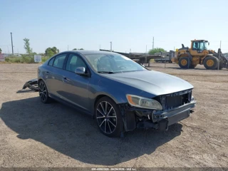 VOLVO VOLVO S60 T5 DYNAMIC