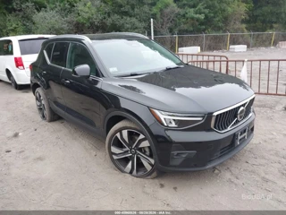 VOLVO VOLVO XC40 B5 PLUS BRIGHT THEME