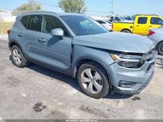 VOLVO VOLVO XC40 T5 MOMENTUM