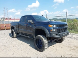 CHEVROLET CHEVROLET SILVERADO 1500 4WD  STANDARD BED CUSTOM