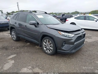 TOYOTA TOYOTA RAV4 XLE PREMIUM