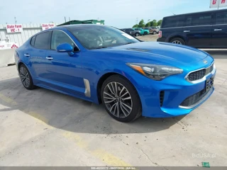 KIA KIA STINGER PREMIUM