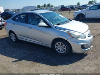 HYUNDAI HYUNDAI ACCENT GLS
