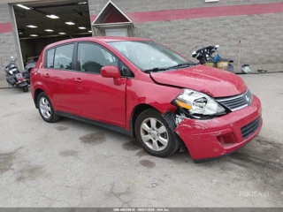 NISSAN NISSAN VERSA 1.8SL