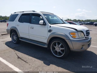 TOYOTA TOYOTA SEQUOIA SR5 V8