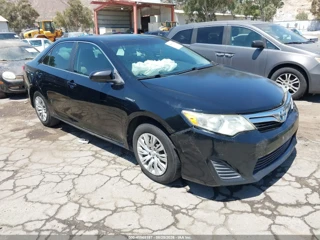 TOYOTA TOYOTA CAMRY HYBRID LE