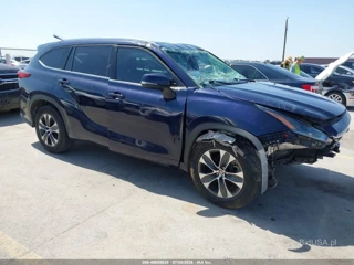 TOYOTA TOYOTA HIGHLANDER XLE
