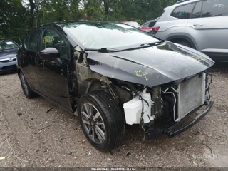 NISSAN NISSAN VERSA SV XTRONIC CVT