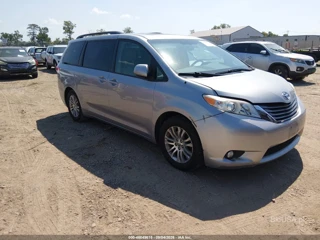 TOYOTA TOYOTA SIENNA XLE V6 8 PASSENGER