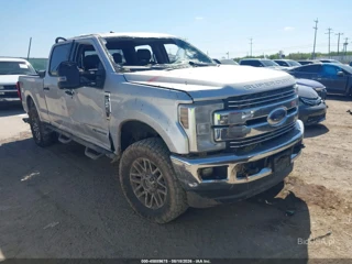 FORD FORD F-250 LARIAT