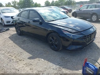 HYUNDAI HYUNDAI ELANTRA SEL