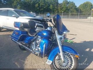 HARLEY-DAVIDSON HARLEY-DAVIDSON FLHTCU