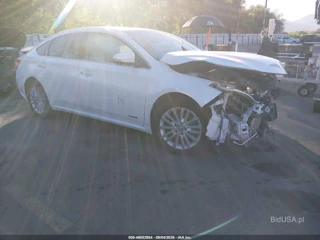 TOYOTA TOYOTA AVALON HYBRID LIMITED