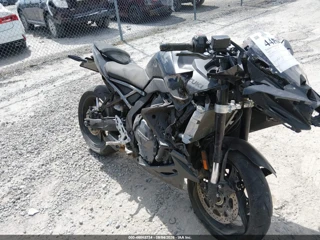 SUZUKI SUZUKI GSX800 F