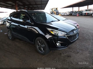 HYUNDAI HYUNDAI TUCSON SE