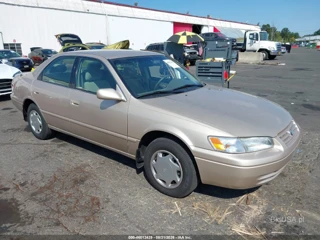 TOYOTA TOYOTA CAMRY CE