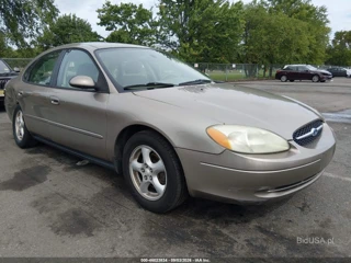 FORD FORD TAURUS SE
