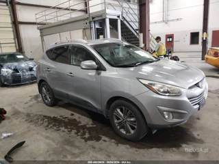 HYUNDAI HYUNDAI TUCSON SE