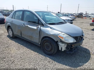 NISSAN NISSAN VERSA 1.8S