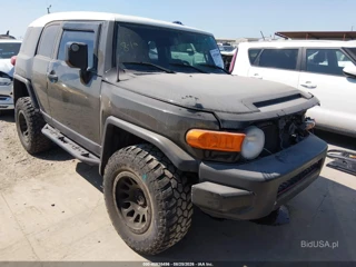 TOYOTA TOYOTA FJ CRUISER