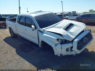 TOYOTA TOYOTA TACOMA SR5