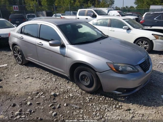 CHRYSLER CHRYSLER 200 TOURING