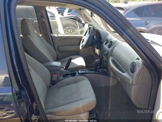 JEEP JEEP LIBERTY SPORT