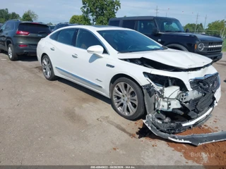 BUICK BUICK LACROSSE AWD AVENIR