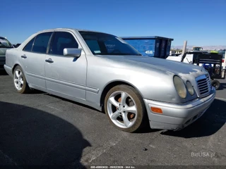 MERCEDES-BENZ MERCEDES-BENZ E 320