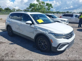 VOLKSWAGEN VOLKSWAGEN TIGUAN 2.0T SE