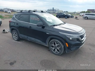 KIA KIA SELTOS EX