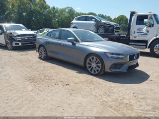 VOLVO VOLVO S60 T6 MOMENTUM
