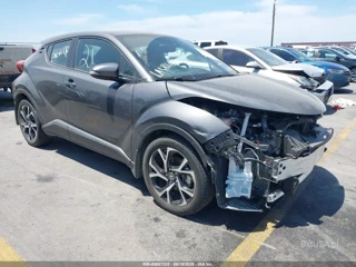 TOYOTA TOYOTA C-HR XLE PREMIUM