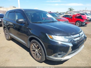 MITSUBISHI MITSUBISHI OUTLANDER ES