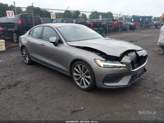 VOLVO VOLVO S60 T6 MOMENTUM