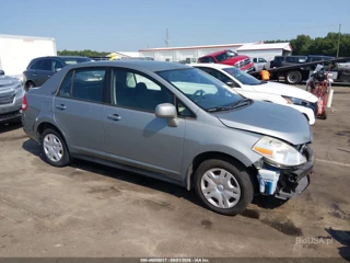 NISSAN NISSAN VERSA 1.8S