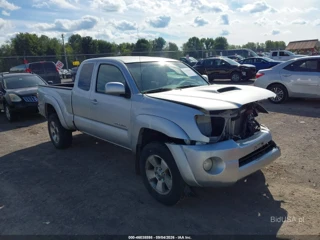 TOYOTA TOYOTA TACOMA BASE V6
