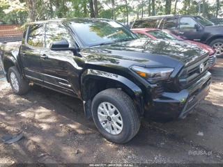 TOYOTA TOYOTA TACOMA SR5