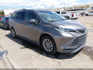 TOYOTA TOYOTA SIENNA LE