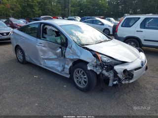 TOYOTA TOYOTA PRIUS FOUR