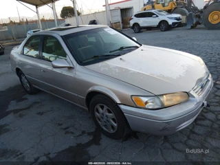 TOYOTA TOYOTA CAMRY LE V6
