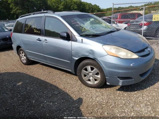 TOYOTA TOYOTA SIENNA LE