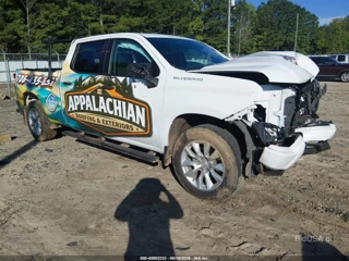 CHEVROLET CHEVROLET SILVERADO 1500 4WD  STANDARD BED CUSTOM