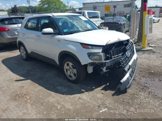 HYUNDAI HYUNDAI VENUE SE