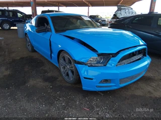 FORD FORD MUSTANG V6