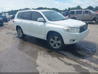 TOYOTA TOYOTA HIGHLANDER SPORT