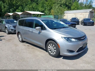 CHRYSLER CHRYSLER PACIFICA TOURING L